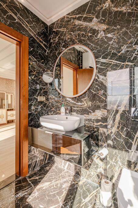 Apartament Royale Duplexe Pleine Centre Tanger Zewnętrze zdjęcie