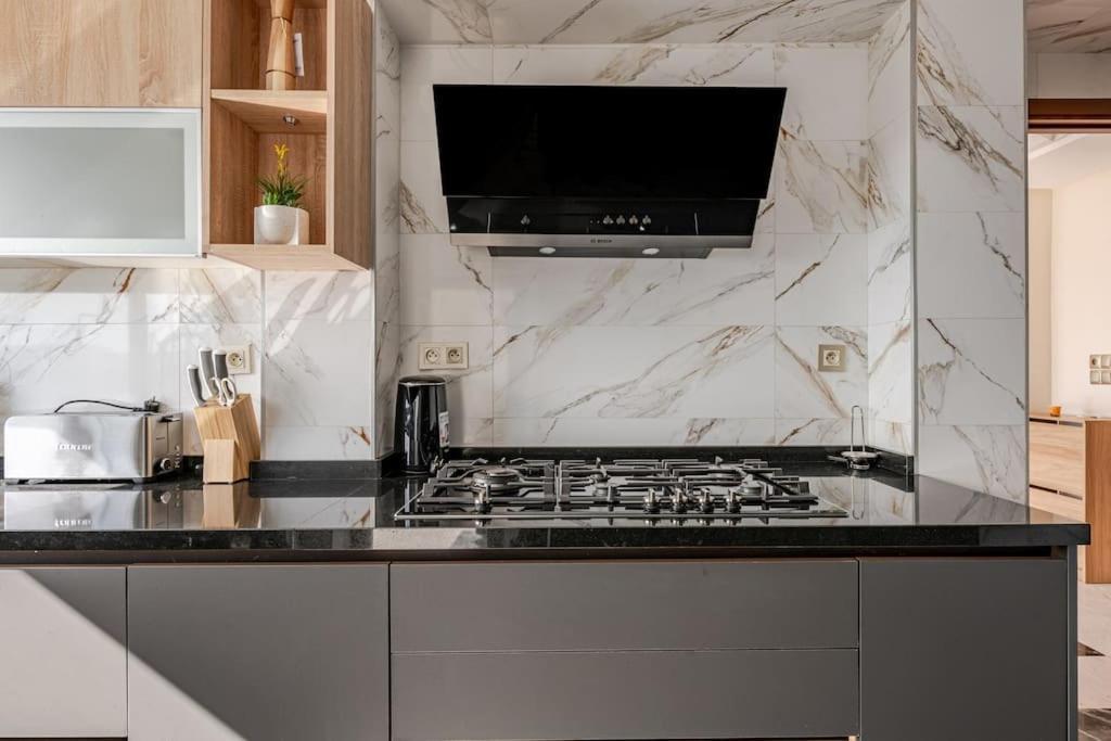 Apartament Royale Duplexe Pleine Centre Tanger Zewnętrze zdjęcie